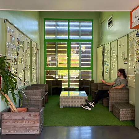 Ostello Hi Grenoble *