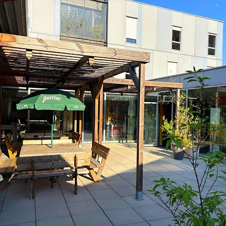 Hi Grenoble Hostel Echirolles